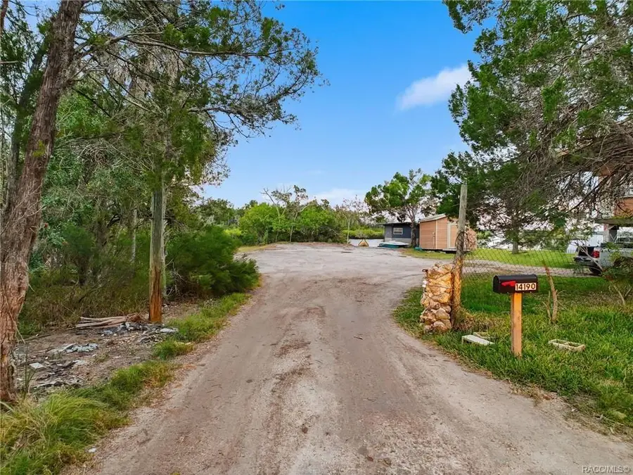 14190 W Sutton Court, Crystal River, FL 34429 - Image #2