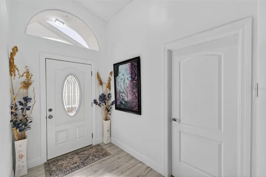 3051 Brookfield Lane, Clearwater, FL 33761 - Image #3