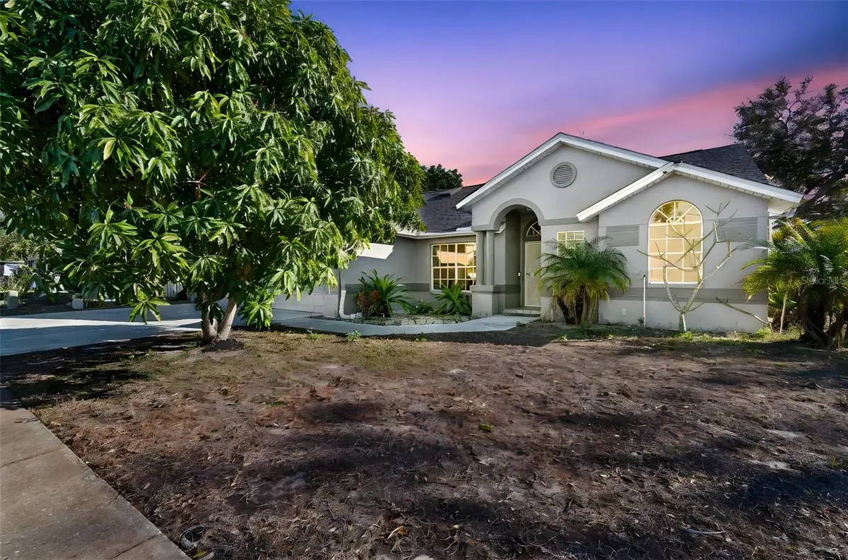 377 Wood Chuck Avenue, Tarpon Springs, FL 34689 - Image #1