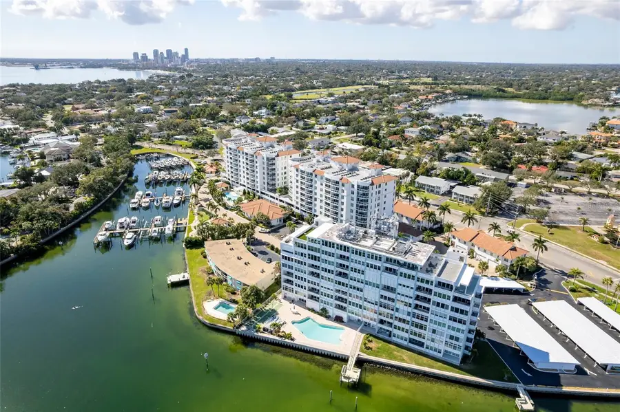 1365 Snell Isle Boulevard Ne #2B, Saint Petersburg, FL 33704 - #3