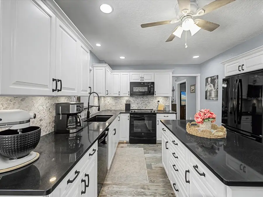 24420 Lanark Road, Brooksville, FL 34601 - Image #3