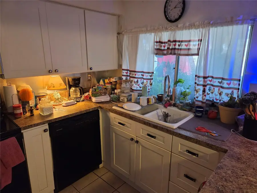 3302 Jamestown Drive, Holiday, FL 34691 - #2