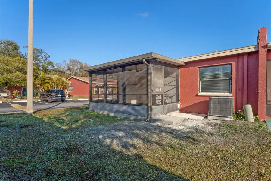 6324 Bonnie Bay Circle N, Pinellas Park, FL 33781 - #2