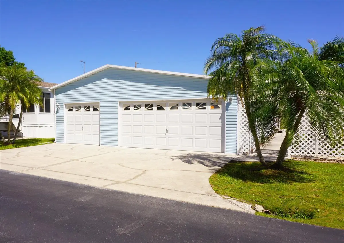 2016 Lake Linda Circle, Lutz, FL 33558 - #1