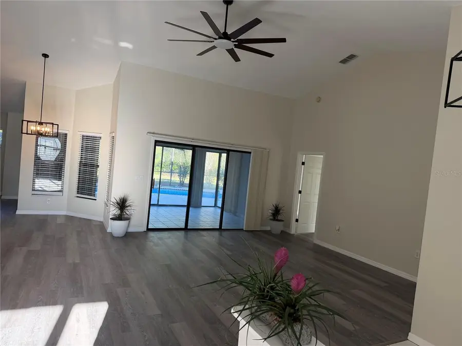 994 E Crown Of Roses Loop, Inverness, FL 34453 - #3