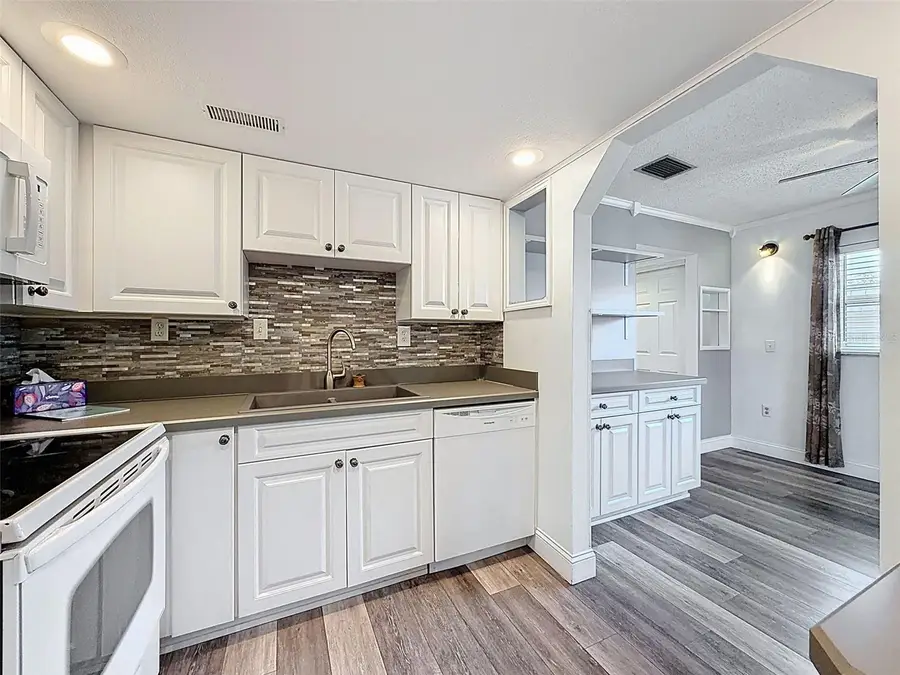 11832 Boynton Lane #24B, New Port Richey, FL 34654 - #3