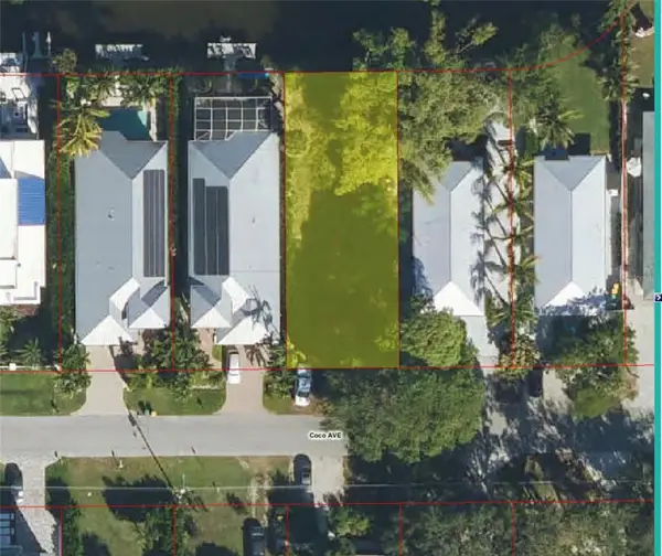 3037 Coco Avenue, NAPLES, FL 34112