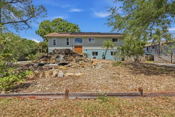 1314 Oleander Drive, TARPON SPRINGS, FL 34689
