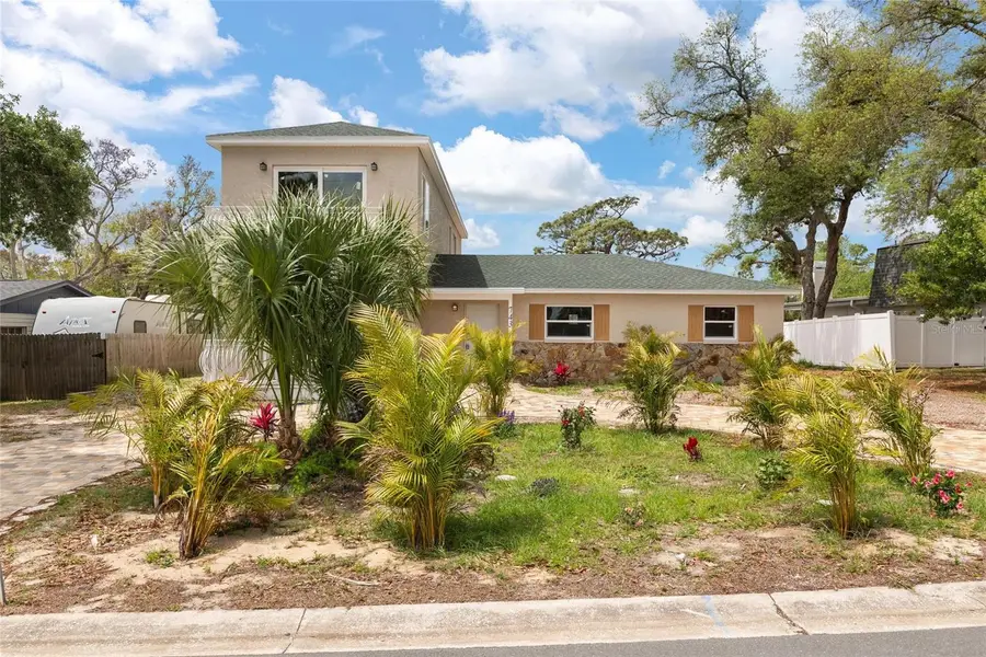 743 Bayshore Drive, Tarpon Springs, FL 34689 - #2