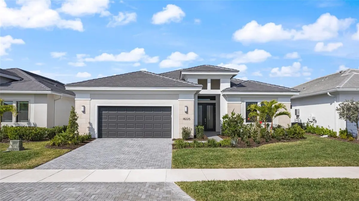 18225 Cresswind Terrace, Lakewood Ranch, FL 34211 - #1