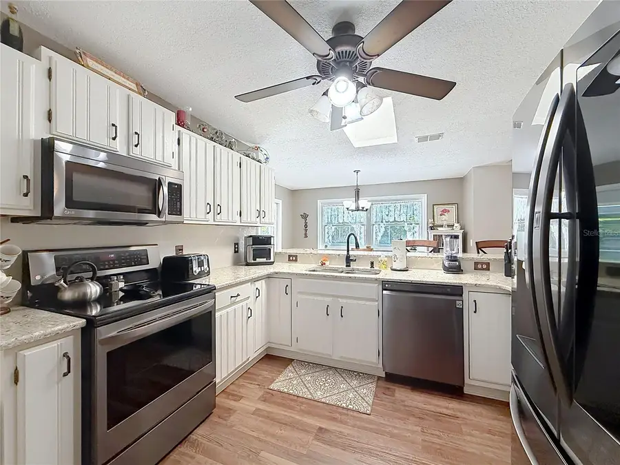 39 Pine Street, Homosassa, FL 34446 - #2