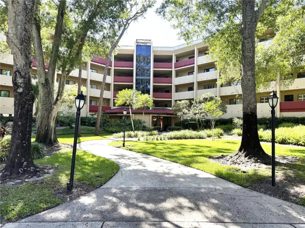 3076 Eastland Boulevard #203, CLEARWATER, FL 33761