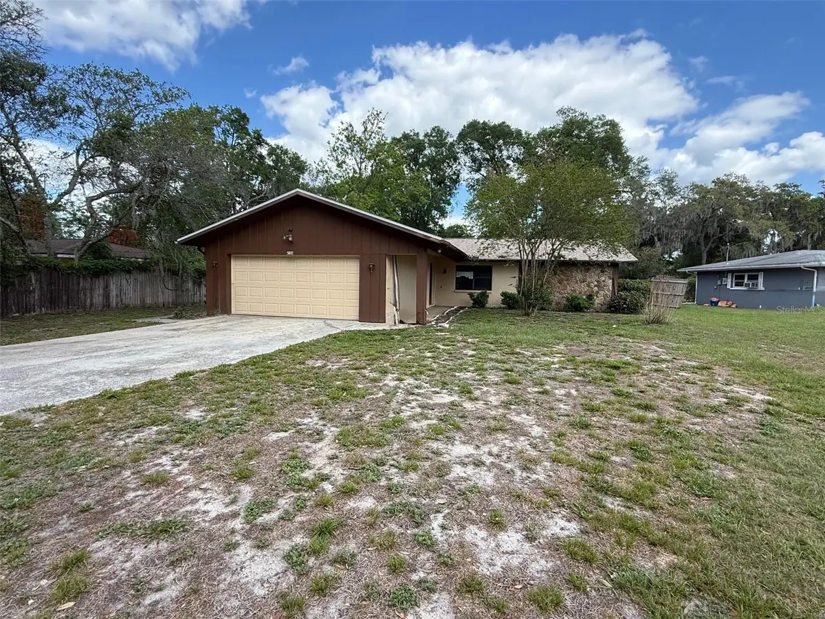5072 Lakewood Drive, Dade City, FL 33523 - #1