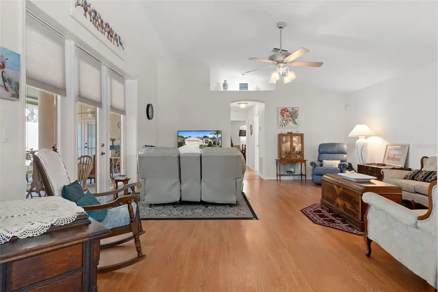 382 Royal Palm Way, Spring Hill, FL 34608 - #3