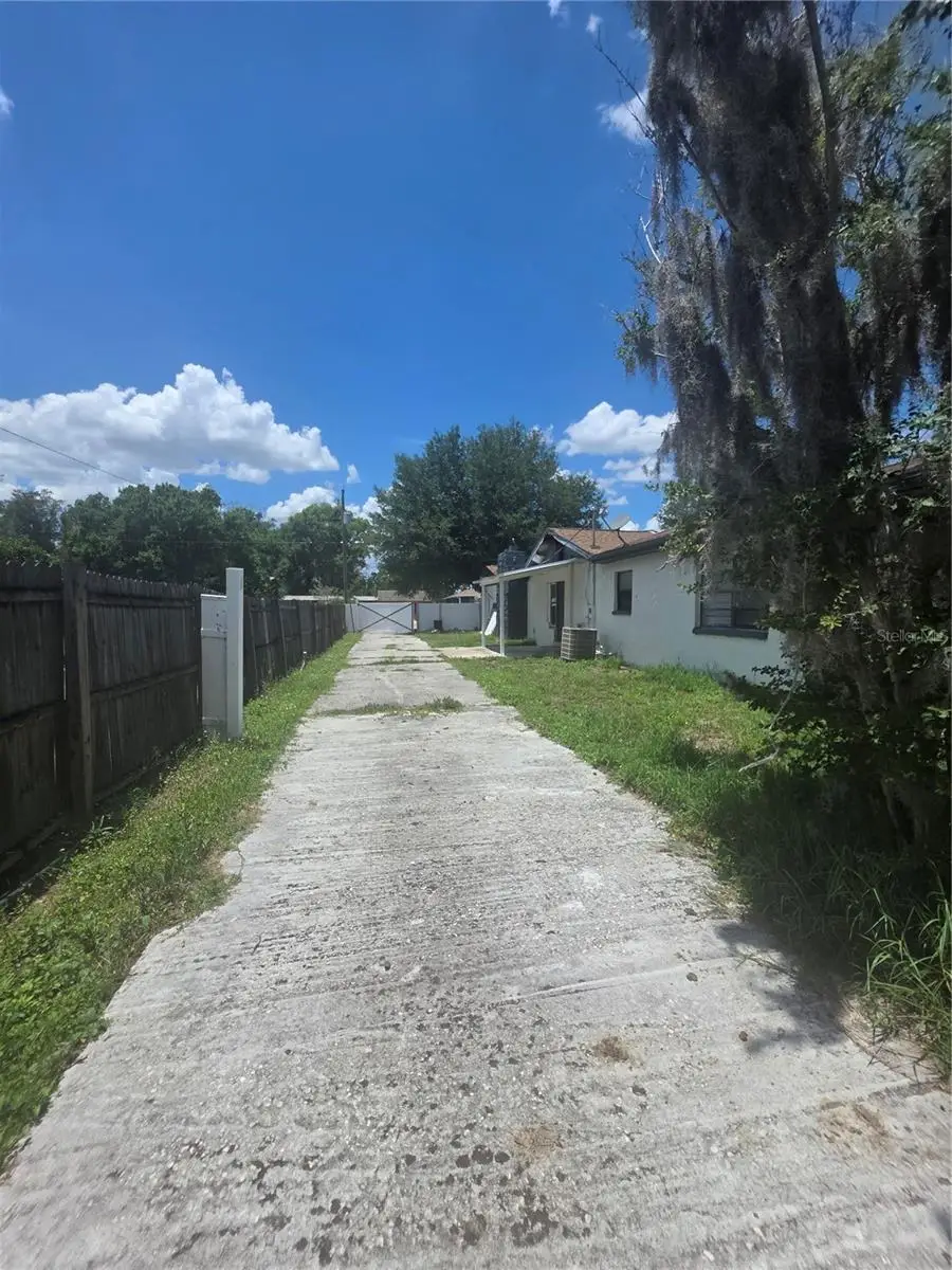 12521 Pittsfield Avenue, Tampa, FL 33624 - #3