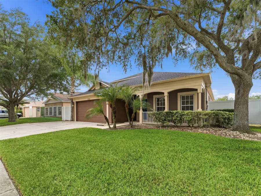 22536 Laureldale Drive, Lutz, FL 33549 - #3