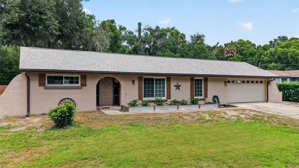 1915 Spring Lake Road, FRUITLAND PARK, FL 34731