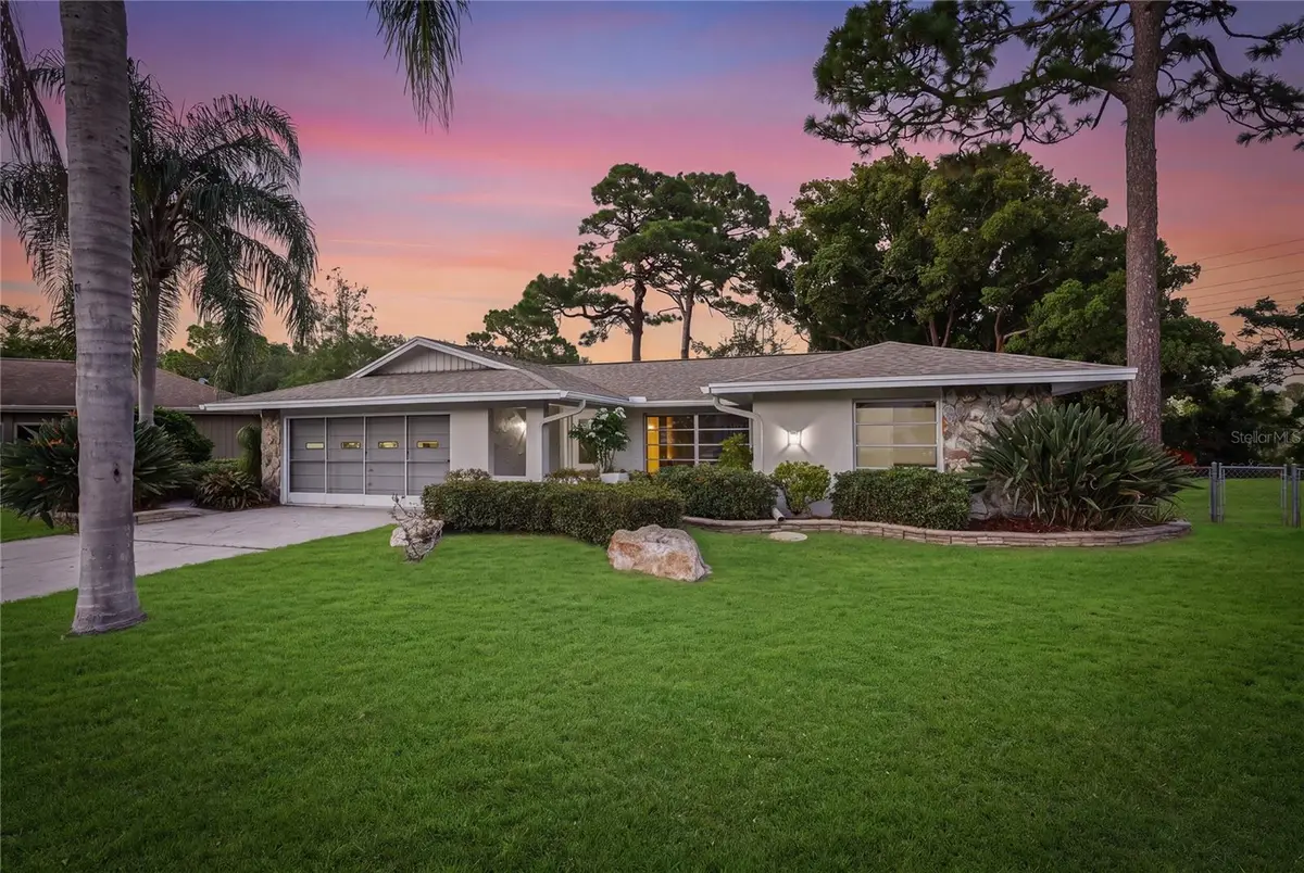 505 Bamboo Court, Tarpon Springs, FL 34689 - #1