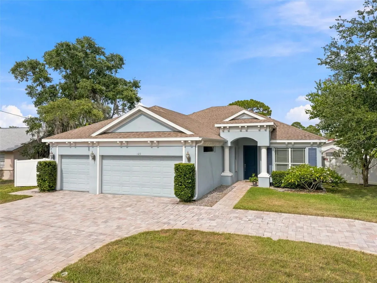 123 N Florida Avenue, Tarpon Springs, FL 34689 - #1