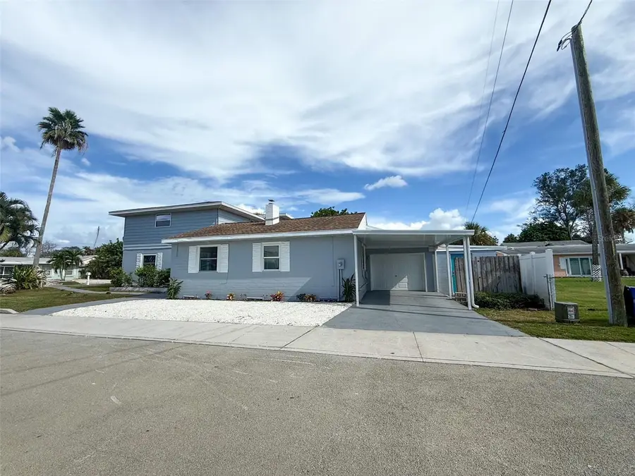 13290 3rd Street E, Madeira Beach, FL 33708 - #2