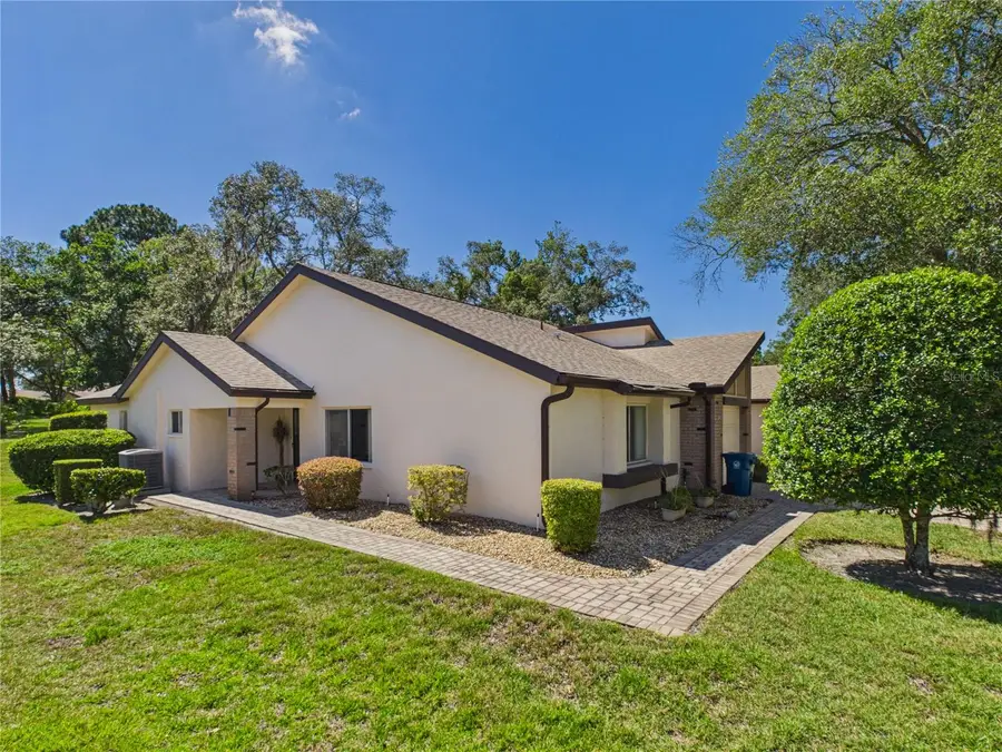 7511 Heather Walk Drive, Weeki Wachee, FL 34613 - #3