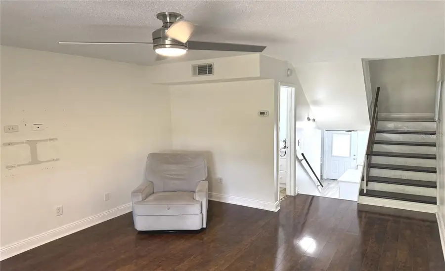4221 La Sorrento Court, Tampa, FL 33611 - #3