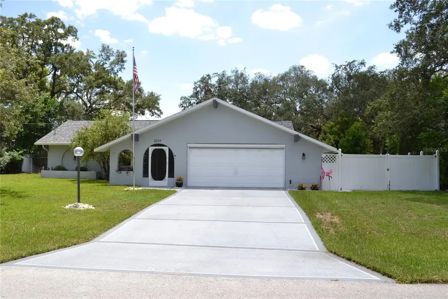8236 Annapolis Road, Spring Hill, FL 34606 - #2