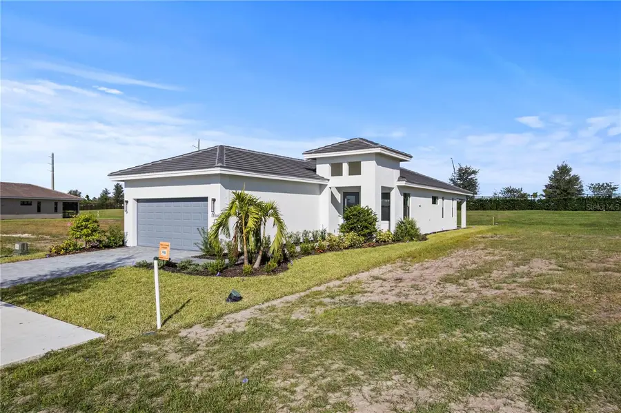 18388 Rockport Place, Lakewood Ranch, FL 34211 - #2