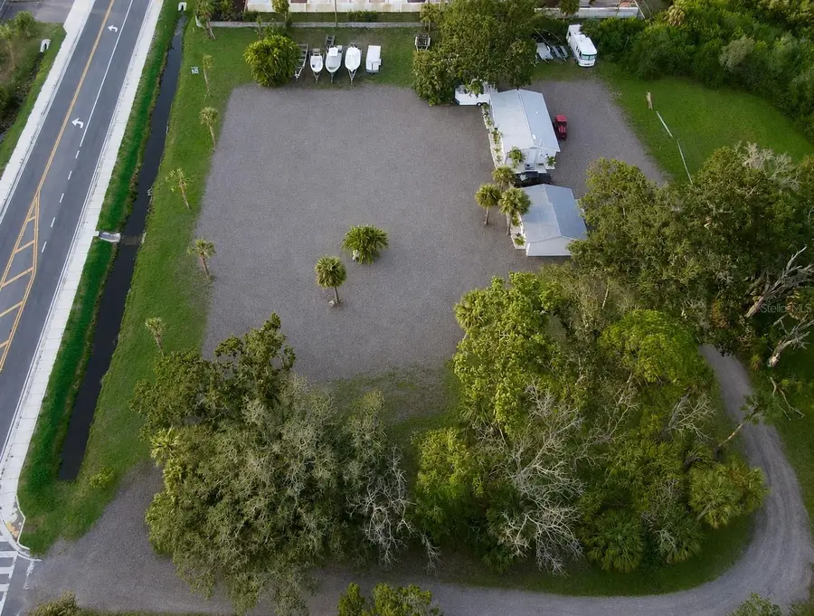 1322 N Pinellas Avenue, Tarpon Springs, FL 34689 - #2