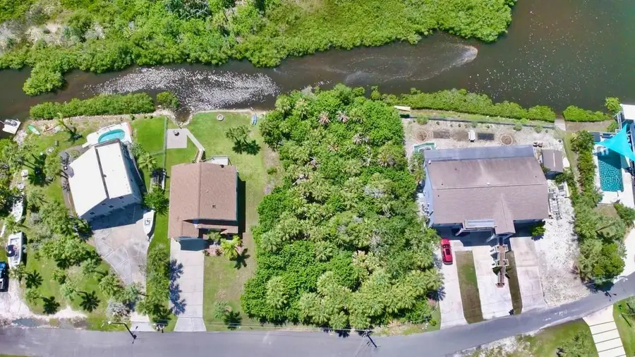 Wells Court, Port Richey, FL 34668 - #2