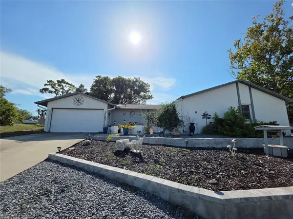 9040 Bay Drive, SPRING HILL, FL 34606