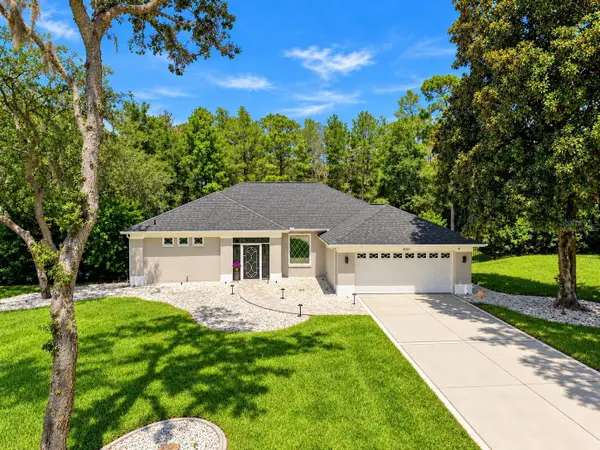 10261 Woodland Waters Boulevard, WEEKI WACHEE, FL 34613