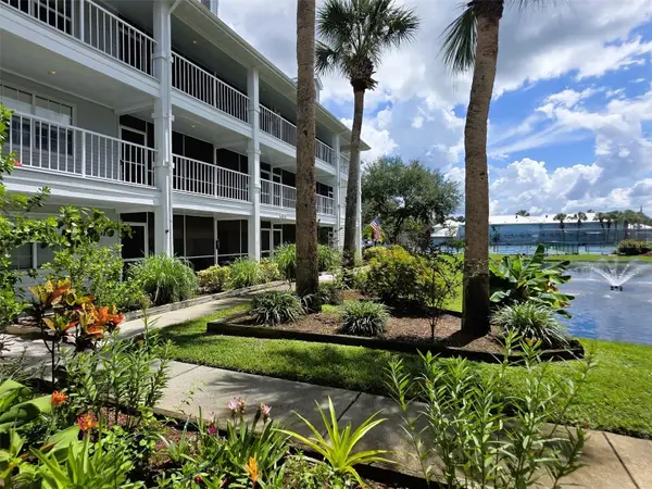 2210 Vista Del Sol Condo #520, LUTZ, FL 33558