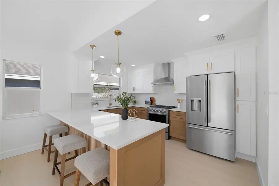 1070 Captains Way, Tarpon Springs, FL 34689 - #2
