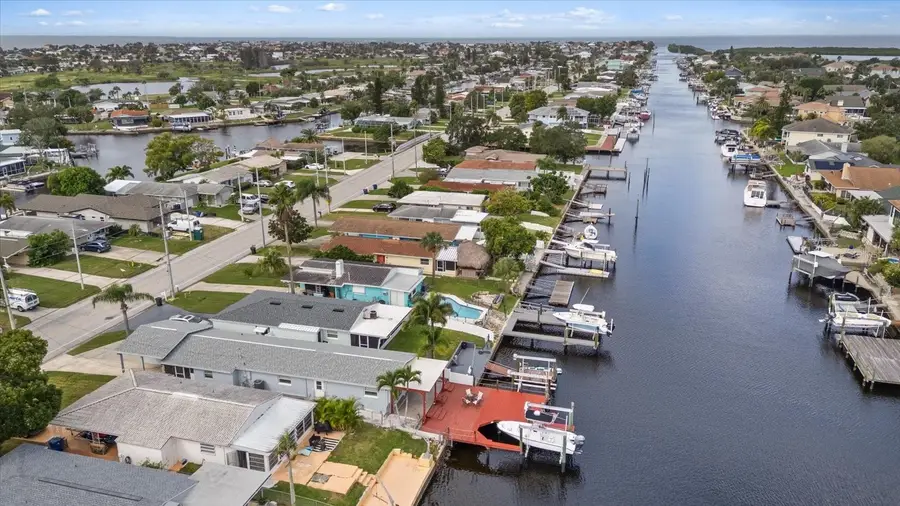 4405 Floramar Terrace, New Port Richey, FL 34652 - #2