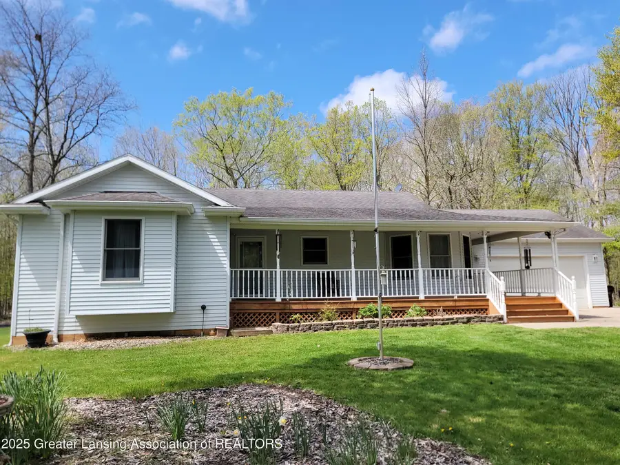 10004 Lakeside Drive, Perrinton, MI 48871 - Image #3