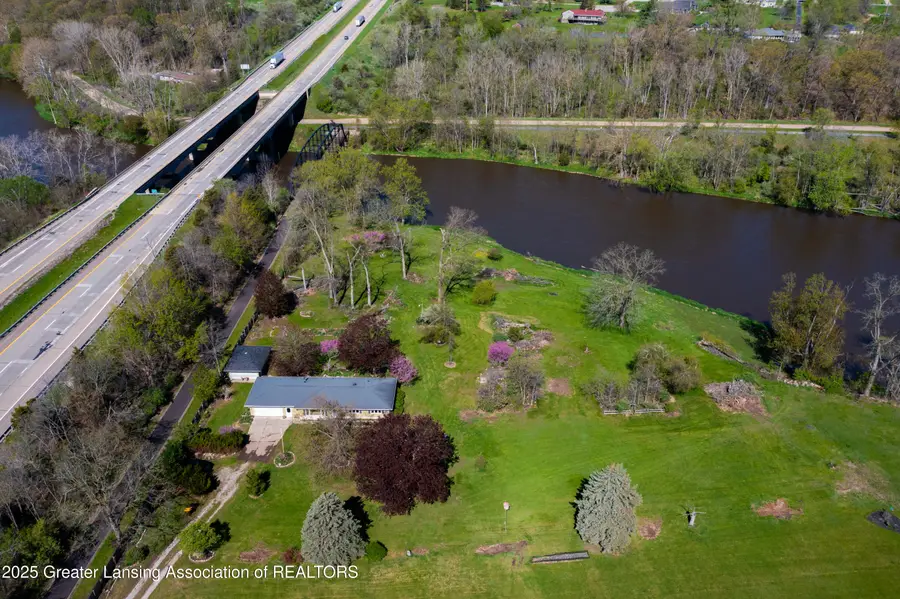 250 Meadowlane, Portland, MI 48875 - Image #2