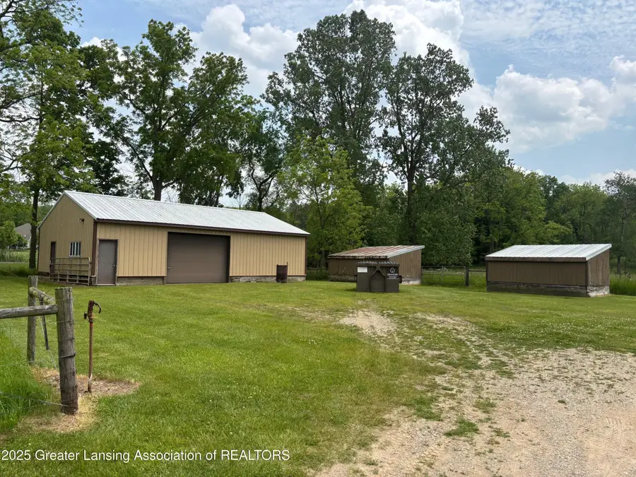 3215 Sandhill Road, Mason, MI 48854 - Image #2