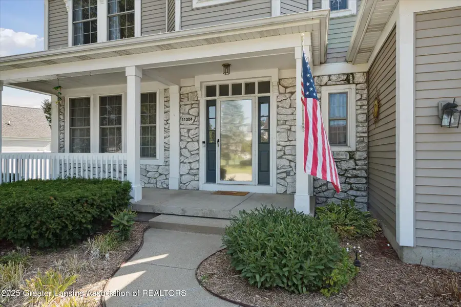 11304 Carousel, Grand Ledge, MI 48837 - Image #2