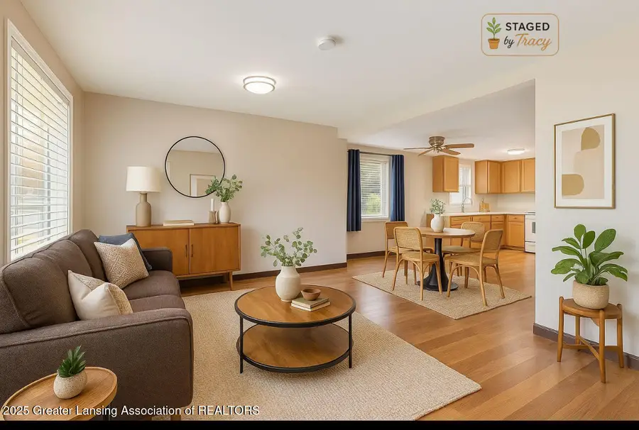 606 E Railroad Street, Saint Johns, MI 48879 - Image #3