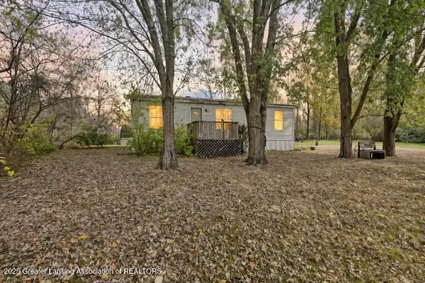 2555 Potter Road, Leslie, MI 49251