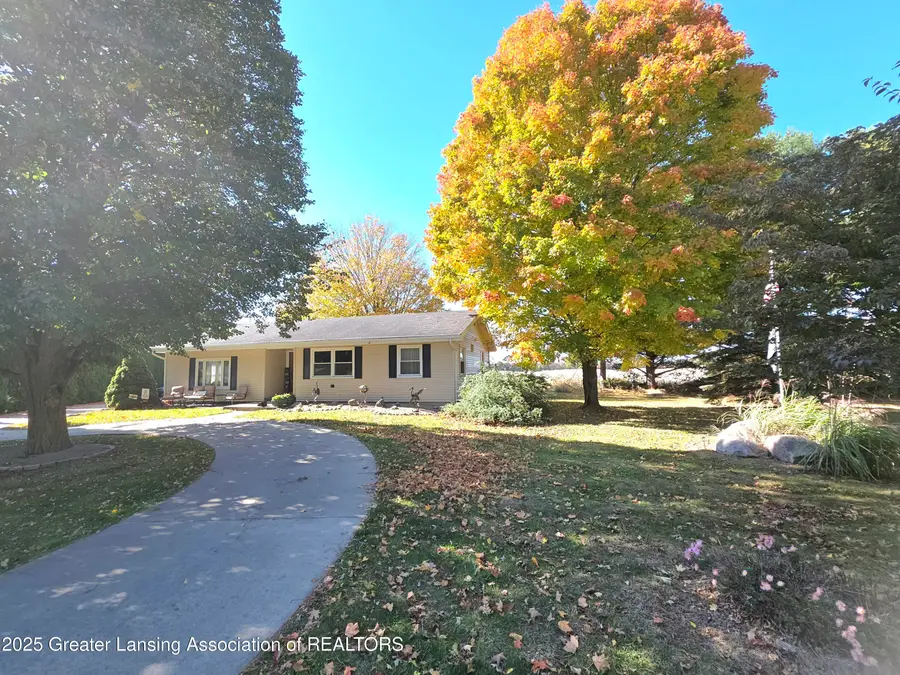 261 Mechanic Street, Springport, MI 49284 - Image #2