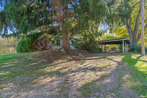 2561 Mount Hope Road, Okemos, MI 48864