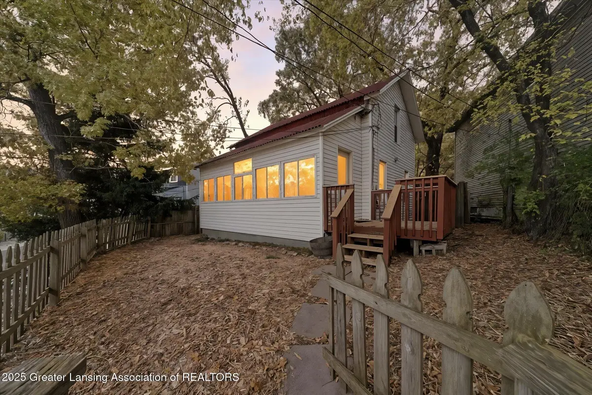 6099 Park Lake Road, Bath, MI 48808 - Image #1