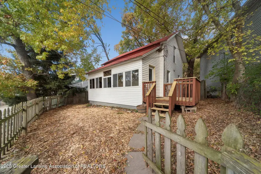 6099 Park Lake Road, Bath, MI 48808 - Image #2