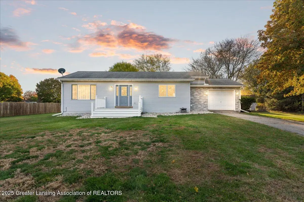 208 Wight Street, Elsie, MI 48831 - Image #1