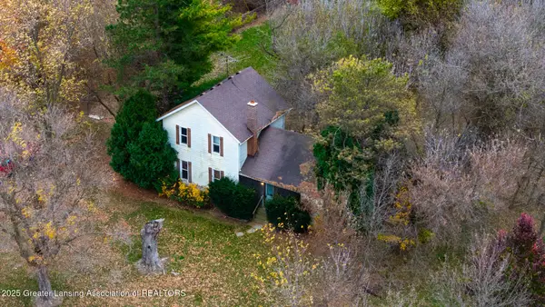 7667 Layton Road, Fowlerville, MI 48836