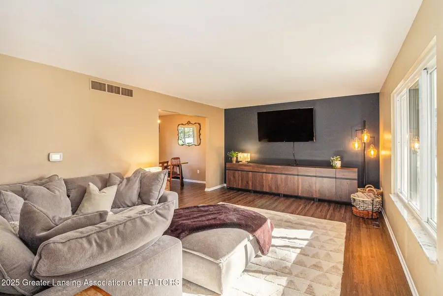 168 Keddle Road, Howell, MI 48843 - Image #3