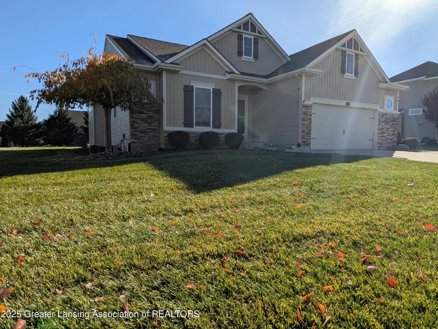 10714 Knockaderry Drive, Grand Ledge, MI 48837 - Image #3
