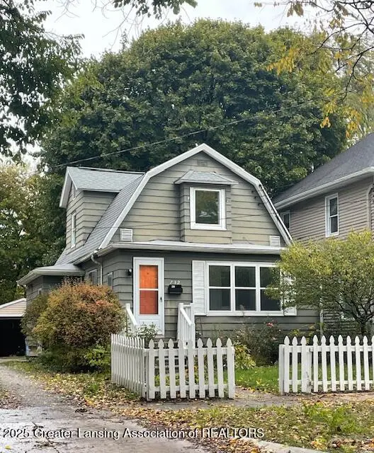 732 W Lapeer Street, Lansing, MI 48915